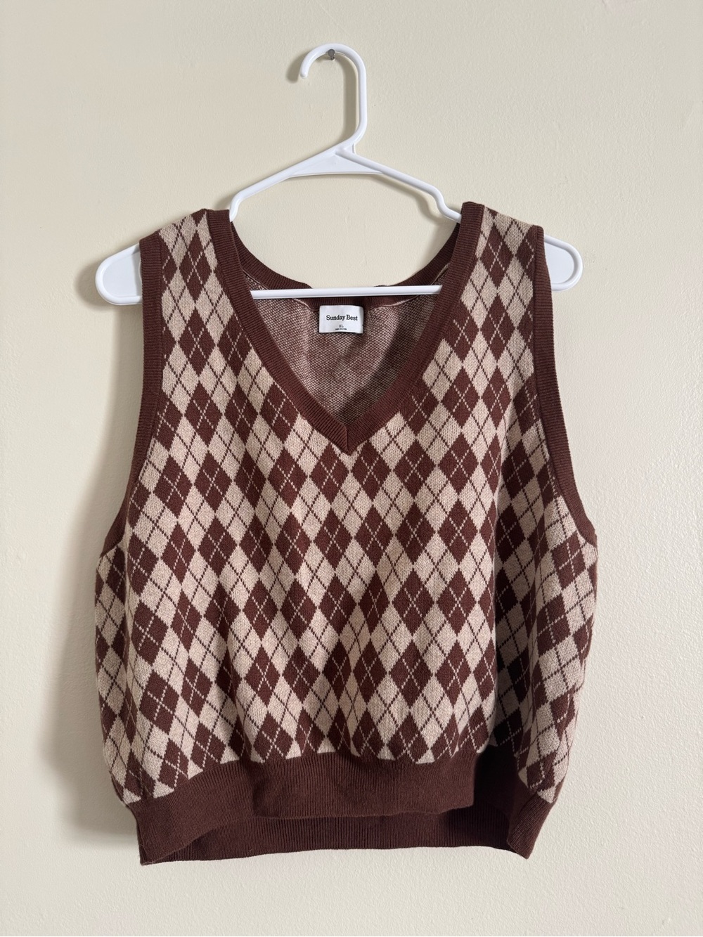 Aritzia Sunday Best Argyle Knit Sweater Vest in Brown and Cream